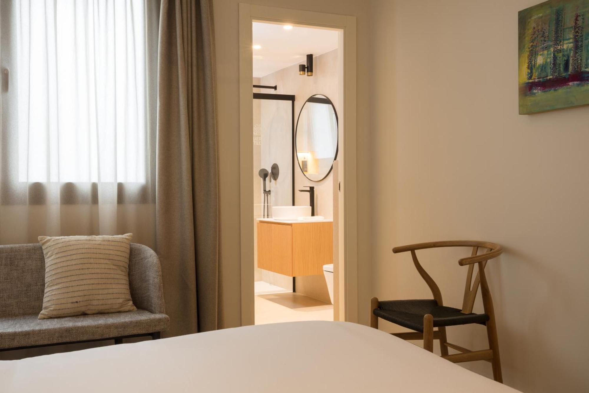 Puerta Catedral Suites Sevilla Pokoj fotografie
