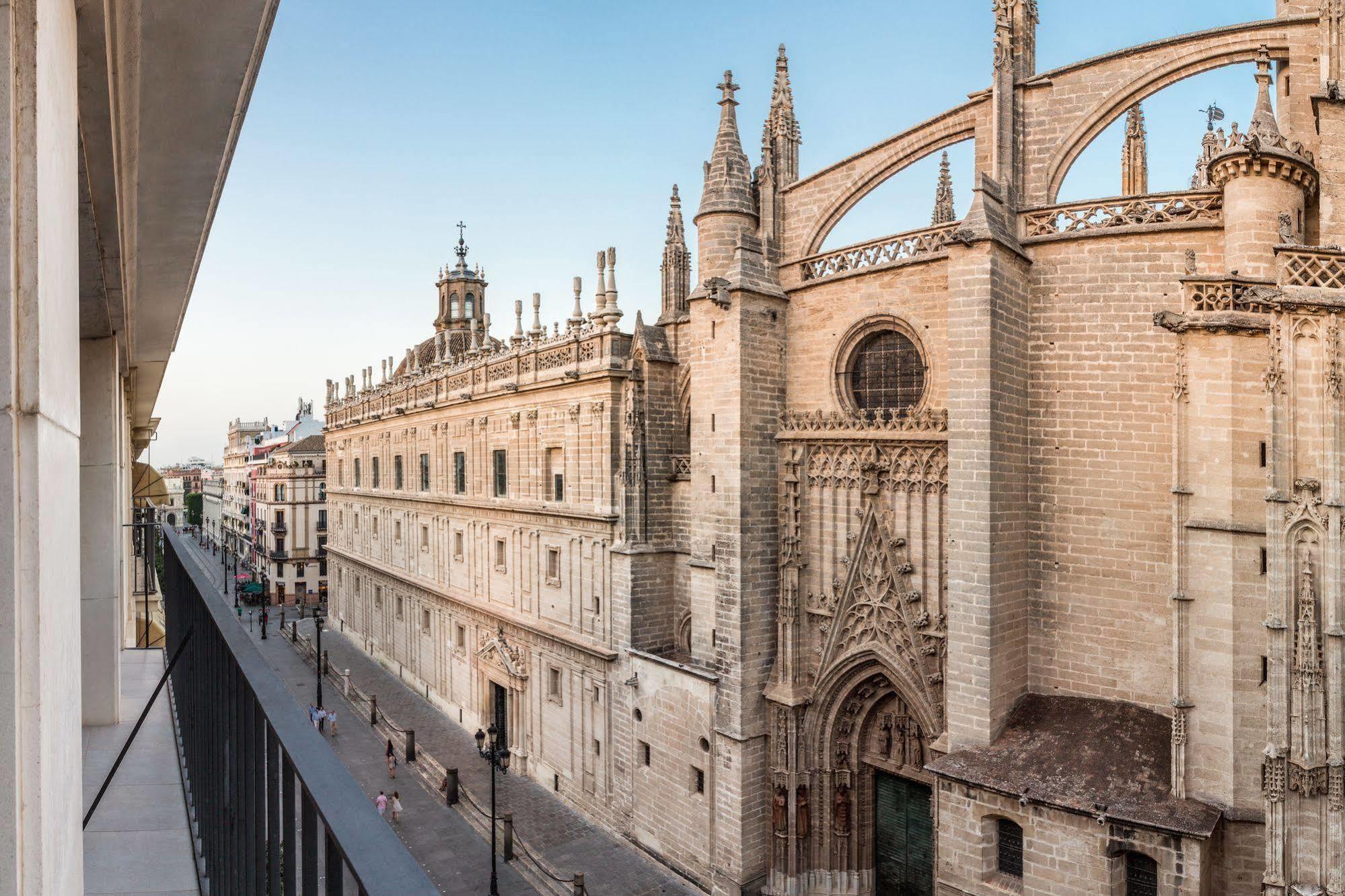 Puerta Catedral Suites Sevilla Exteriér fotografie