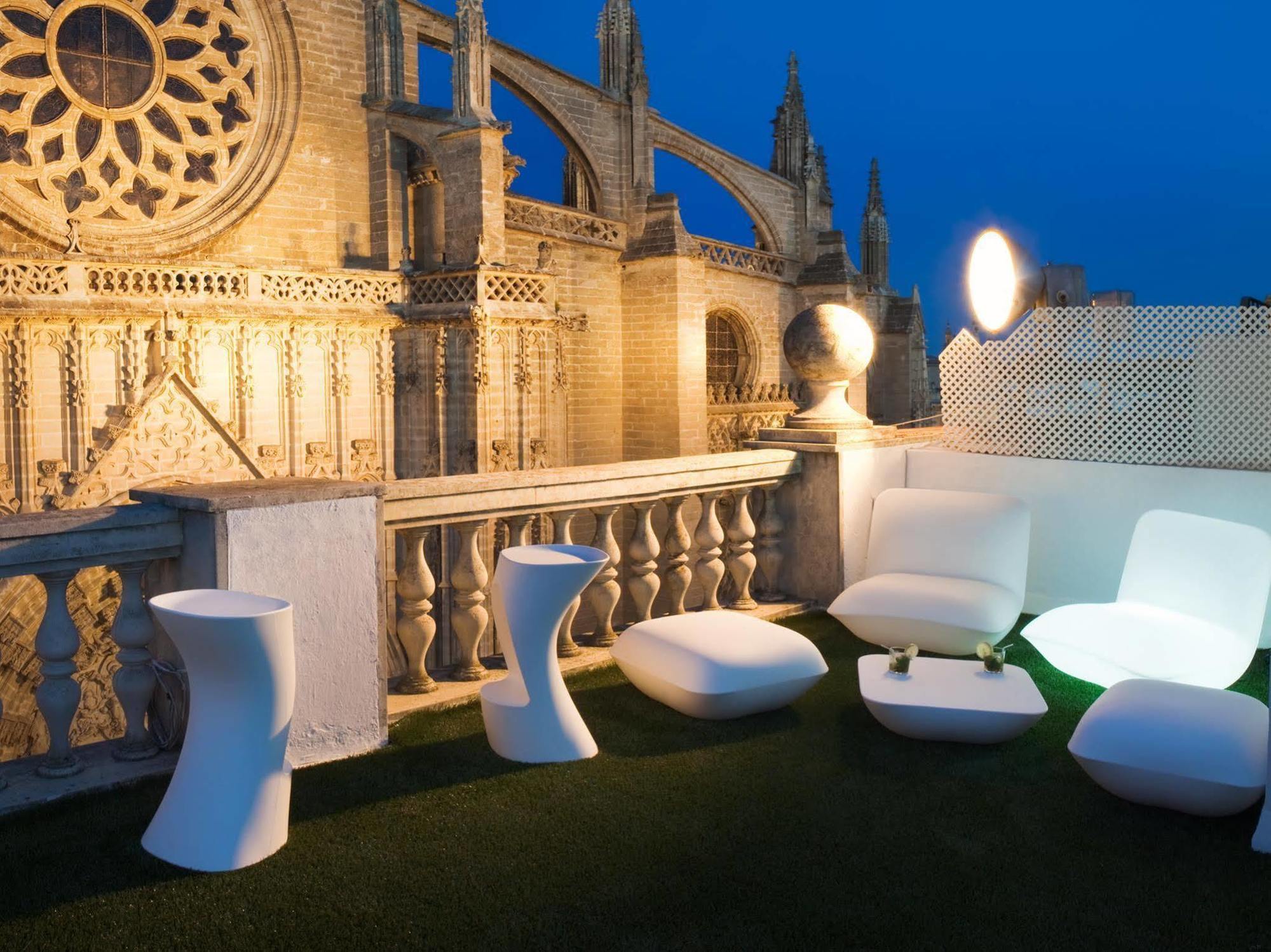 Puerta Catedral Suites Sevilla Exteriér fotografie
